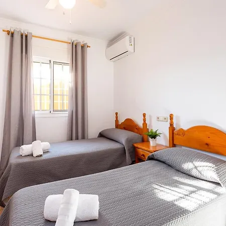 Villa Sun, Relax, Climatized Pool & Steps To The By Mellow Velez Malaga