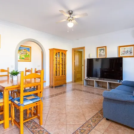 Sun, Relax, Climatized Pool & Steps To The By Mellow Villa