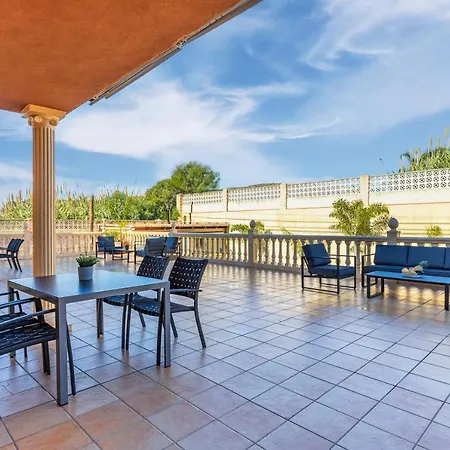 Sun, Relax, Climatized Pool & Steps To The By Mellow